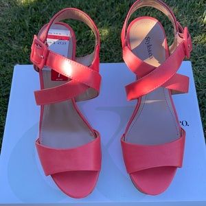 Brand new style and co coral wedges